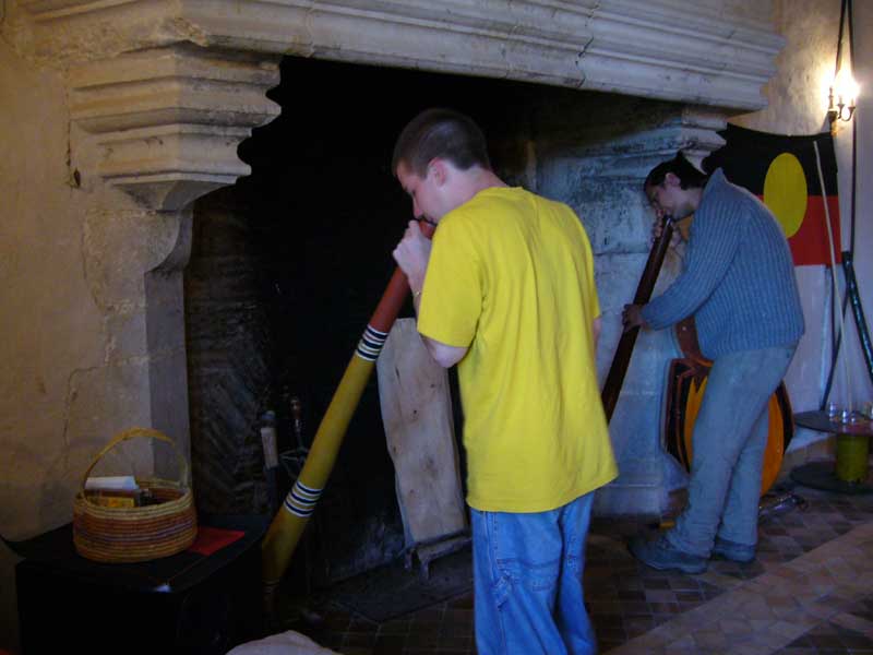 bon retour de son dans cette cheminée